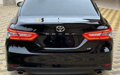 Toyota Camry, 2018 год, 2 590 000 рублей, 5 фотография