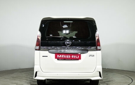 Nissan Serena IV, 2019 год, 2 300 000 рублей, 7 фотография
