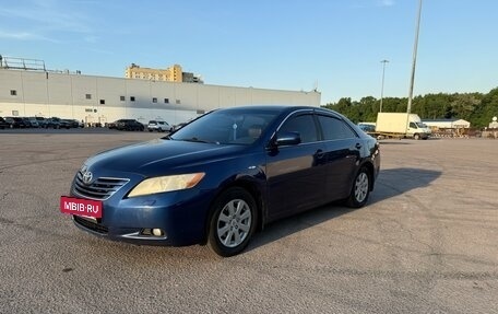 Toyota Camry, 2006 год, 900 000 рублей, 2 фотография