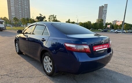 Toyota Camry, 2006 год, 900 000 рублей, 9 фотография