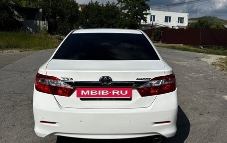 Toyota Camry, 2013 год, 1 800 000 рублей, 3 фотография