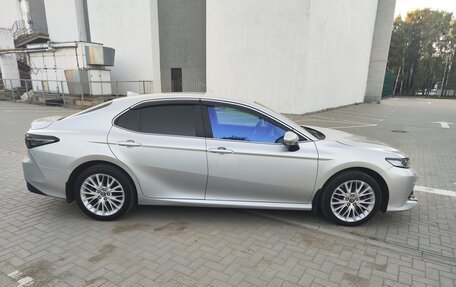 Toyota Camry, 2018 год, 2 400 000 рублей, 4 фотография