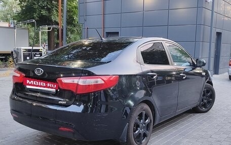 KIA Rio III рестайлинг, 2011 год, 760 000 рублей, 3 фотография