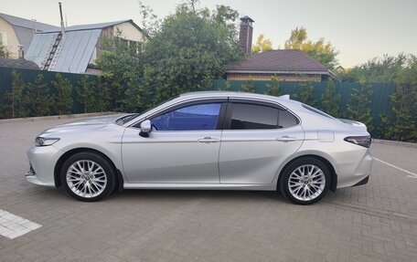Toyota Camry, 2018 год, 2 400 000 рублей, 8 фотография
