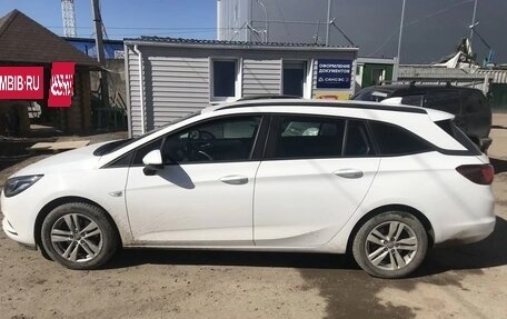 Opel Astra K, 2017 год, 1 150 000 рублей, 4 фотография