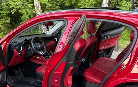 Alfa Romeo Stelvio, 2020 год, 2 400 000 рублей, 3 фотография