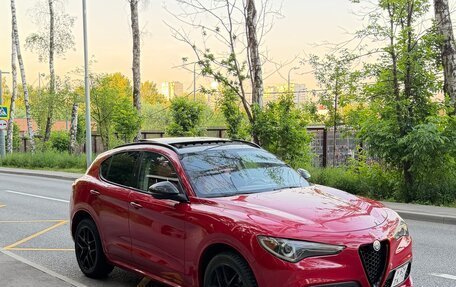 Alfa Romeo Stelvio, 2020 год, 2 400 000 рублей, 13 фотография