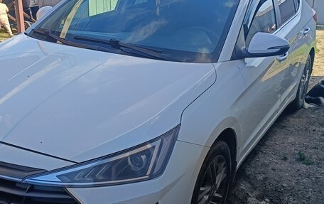 Hyundai Elantra VI рестайлинг, 2019 год, 1 350 000 рублей, 1 фотография