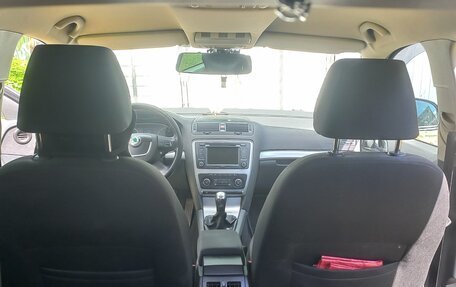 Skoda Octavia, 2010 год, 900 000 рублей, 10 фотография