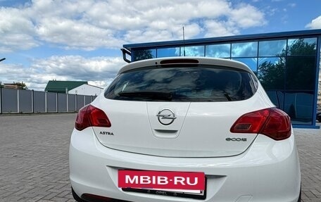Opel Astra J, 2010 год, 500 000 рублей, 3 фотография