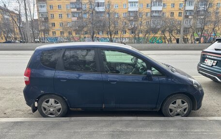 Honda Fit III, 2001 год, 100 000 рублей, 2 фотография