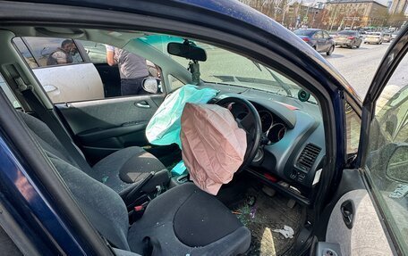 Honda Fit III, 2001 год, 100 000 рублей, 12 фотография