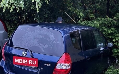 Honda Fit III, 2001 год, 100 000 рублей, 6 фотография