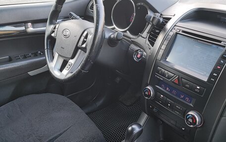 KIA Sorento II рестайлинг, 2011 год, 1 400 000 рублей, 12 фотография