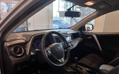 Toyota RAV4, 2015 год, 2 540 000 рублей, 21 фотография
