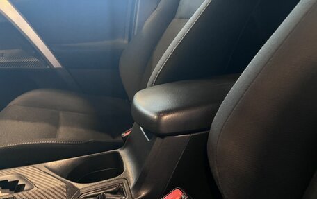 Toyota RAV4, 2015 год, 2 540 000 рублей, 30 фотография
