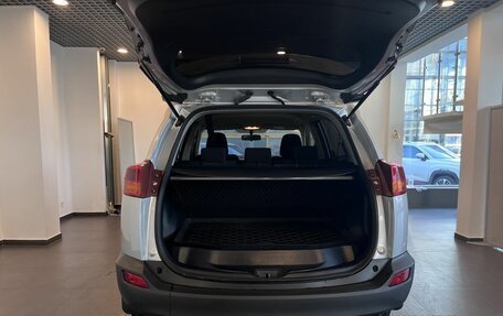 Toyota RAV4, 2015 год, 2 540 000 рублей, 34 фотография