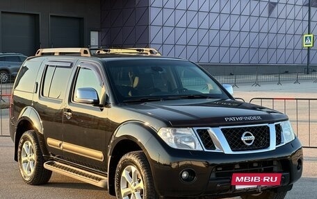 Nissan Pathfinder, 2012 год, 2 197 000 рублей, 3 фотография
