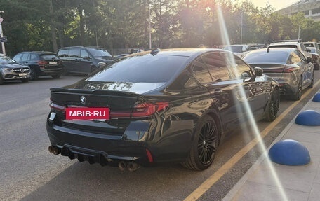 BMW 5 серия, 2020 год, 6 100 000 рублей, 2 фотография