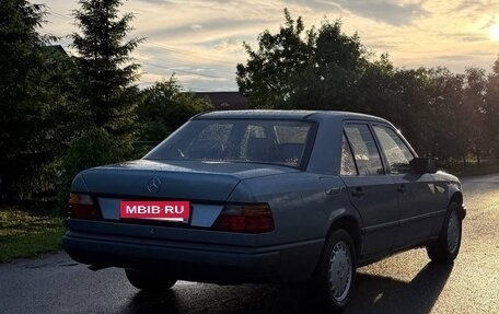 Mercedes-Benz W124, 1986 год, 420 000 рублей, 6 фотография