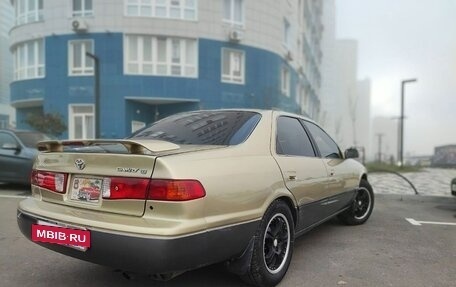 Toyota Camry, 2000 год, 450 000 рублей, 8 фотография