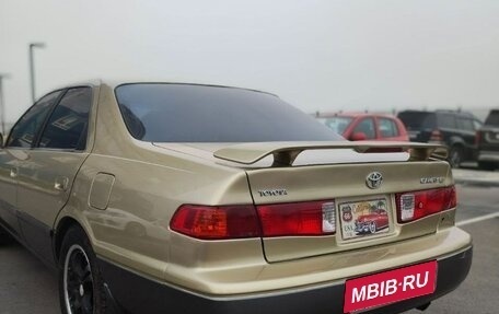 Toyota Camry, 2000 год, 450 000 рублей, 12 фотография