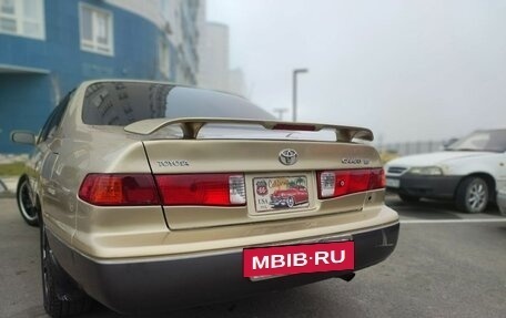 Toyota Camry, 2000 год, 450 000 рублей, 11 фотография
