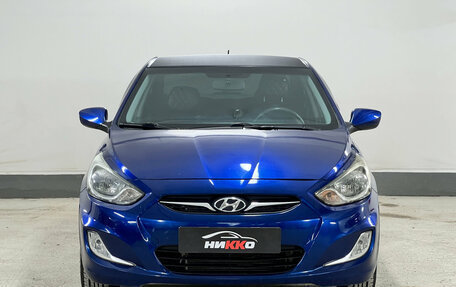 Hyundai Solaris II рестайлинг, 2011 год, 550 000 рублей, 2 фотография
