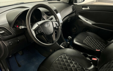 Hyundai Solaris II рестайлинг, 2011 год, 550 000 рублей, 7 фотография