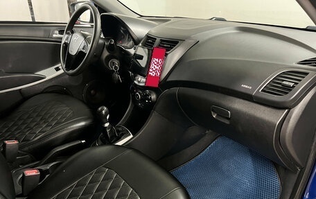 Hyundai Solaris II рестайлинг, 2011 год, 550 000 рублей, 9 фотография