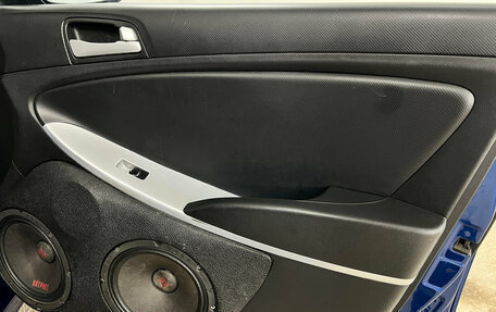 Hyundai Solaris II рестайлинг, 2011 год, 550 000 рублей, 20 фотография