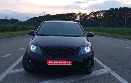 KIA Rio III рестайлинг, 2013 год, 800 000 рублей, 1 фотография