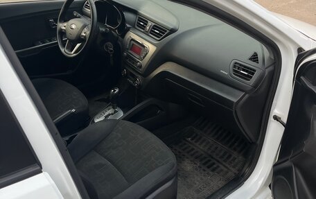 KIA Rio III рестайлинг, 2013 год, 930 000 рублей, 13 фотография