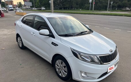 KIA Rio III рестайлинг, 2013 год, 930 000 рублей, 12 фотография