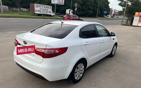 KIA Rio III рестайлинг, 2013 год, 930 000 рублей, 9 фотография