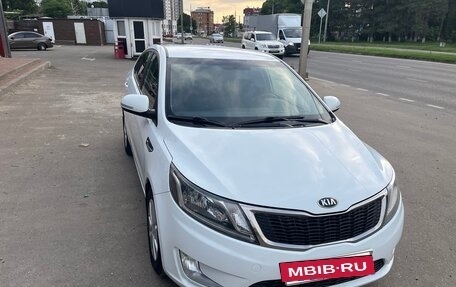 KIA Rio III рестайлинг, 2013 год, 930 000 рублей, 11 фотография