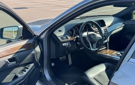 Mercedes-Benz E-Класс, 2013 год, 2 250 000 рублей, 5 фотография