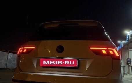 Volkswagen Tiguan II, 2021 год, 3 100 000 рублей, 4 фотография