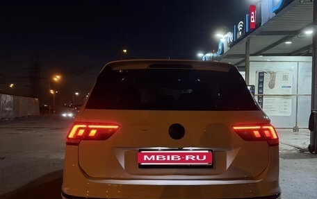 Volkswagen Tiguan II, 2021 год, 3 100 000 рублей, 3 фотография