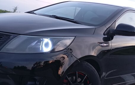 KIA Rio III рестайлинг, 2013 год, 800 000 рублей, 4 фотография
