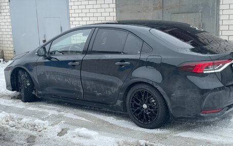 Toyota Corolla, 2021 год, 2 180 000 рублей, 3 фотография
