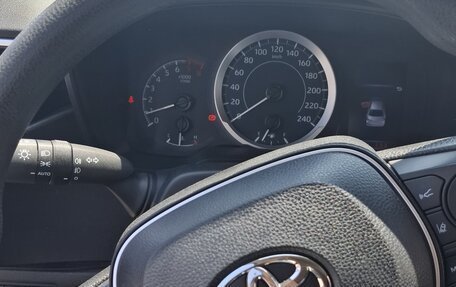Toyota Corolla, 2021 год, 2 180 000 рублей, 9 фотография