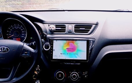 KIA Rio III рестайлинг, 2013 год, 800 000 рублей, 9 фотография