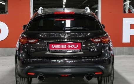 Infiniti FX II, 2012 год, 2 099 000 рублей, 7 фотография