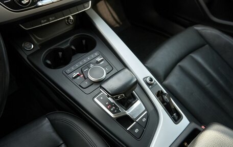 Audi A4, 2018 год, 2 185 000 рублей, 11 фотография