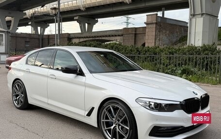 BMW 5 серия, 2018 год, 3 900 000 рублей, 6 фотография