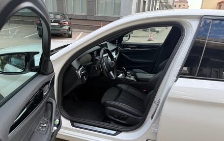 BMW 5 серия, 2018 год, 3 900 000 рублей, 25 фотография