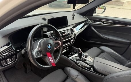 BMW 5 серия, 2018 год, 3 900 000 рублей, 27 фотография