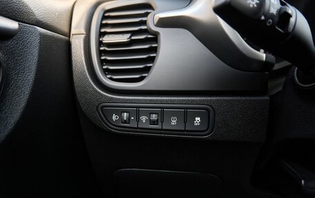 KIA Rio IV, 2021 год, 1 850 800 рублей, 14 фотография