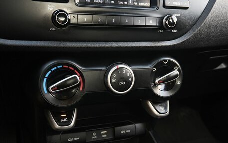 KIA Rio IV, 2017 год, 1 410 000 рублей, 10 фотография